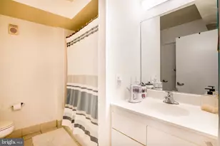 1000 New Jersey Ave SE, Washington, DC 20003 - Photo 8