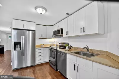 1027 6th Street NE, Washington, DC 20002 - Photo 6