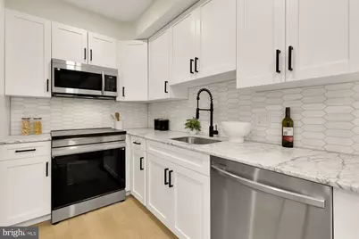 2606 41st Street NW #FIVE, Washington, DC 20007 - Photo 8