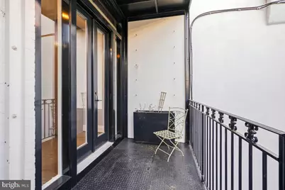 416 A Street SE #1, Washington, DC 20003 - Photo 32