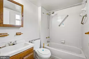 1346 Franklin St NE, Washington, DC 20017 - Photo 8