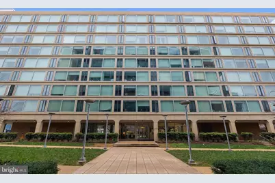 1101 3rd Street SW #114, Washington, DC 20024 - Photo 2