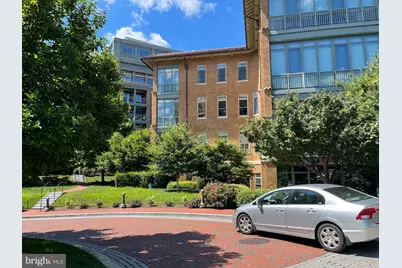 2425 L Street NW #215, Washington, DC 20037 - Photo 36