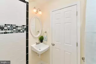 1648 L St NE, Washington, DC 20002 - Photo 18