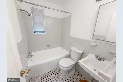 2100 Channing Street NE #1B, Washington, DC 20018 - Photo 4