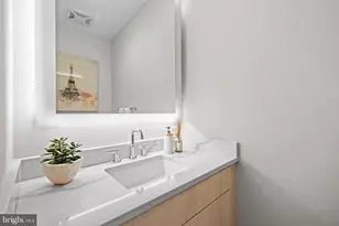 646 H St NE, Washington, DC 20002 - Photo 14