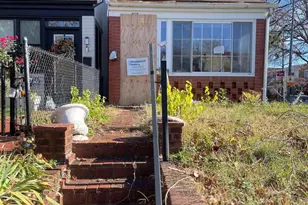 101 33rd St NE, Washington, DC 20019 - Photo 1