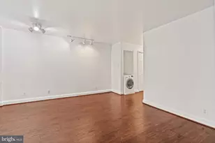 1316 New Hampshire Ave NW, Washington, DC 20036 - Photo 4