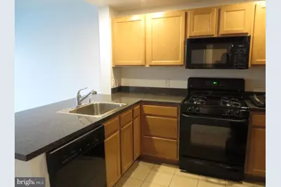 350 G Street SW #N613, Washington, DC 20024 - Photo 6