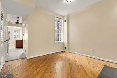 650 E Street NE #A, Washington, DC 20002 - Photo 4