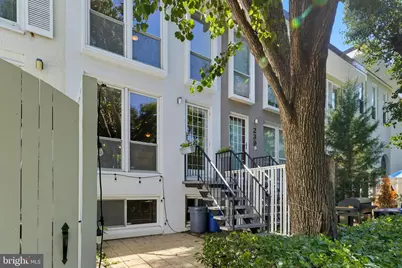 237 G Street SW #120, Washington, DC 20024 - Photo 28