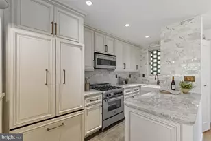 237 G St SW, Washington, DC 20024 - Photo 8