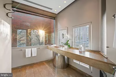 901 26th Street NW, Washington, DC 20037 - Photo 30