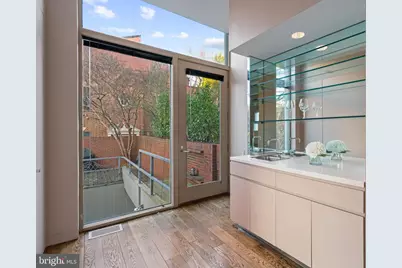 901 26th Street NW, Washington, DC 20037 - Photo 20
