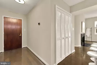 2114 N Street NW #32, Washington, DC 20037 - Photo 2
