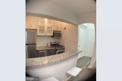 1 Scott NW #118, Washington, DC 20036 - Photo 16