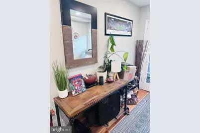 817 E St SE #1, Washington, DC 20003 - Photo 12