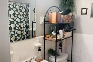 817 E St SE, Washington, DC 20003 - Photo 8