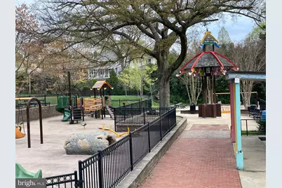 2901 Newark St NW, Washington, DC 20008 - Photo 46