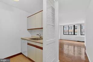 2030 F St NW, Washington, DC 20006 - Photo 4