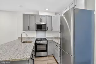 1821 T St NW, Washington, DC 20009 - Photo 30