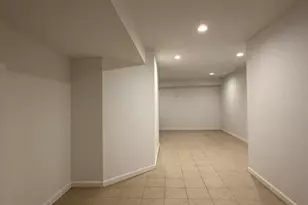 1986 Retta Gilliam Ct SE, Washington, DC 20020 - Photo 18