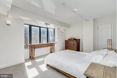 1080 Wisconsin Avenue NW #2001, Washington, DC 20007 - Photo 18