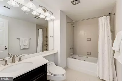 1080 Wisconsin Avenue NW #2001, Washington, DC 20007 - Photo 22