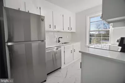 2111 Suitland Terrace SE #302, Washington, DC 20020 - Photo 10