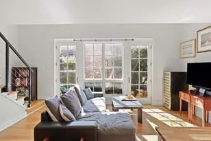 631 D St SE, Washington, DC 20003 - Photo 12