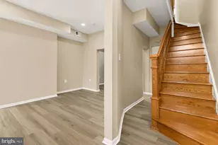 1033 5th St NE, Washington, DC 20002 - Photo 12