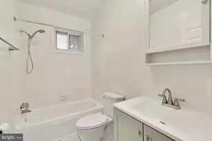 1033 5th St NE, Washington, DC 20002 - Photo 8