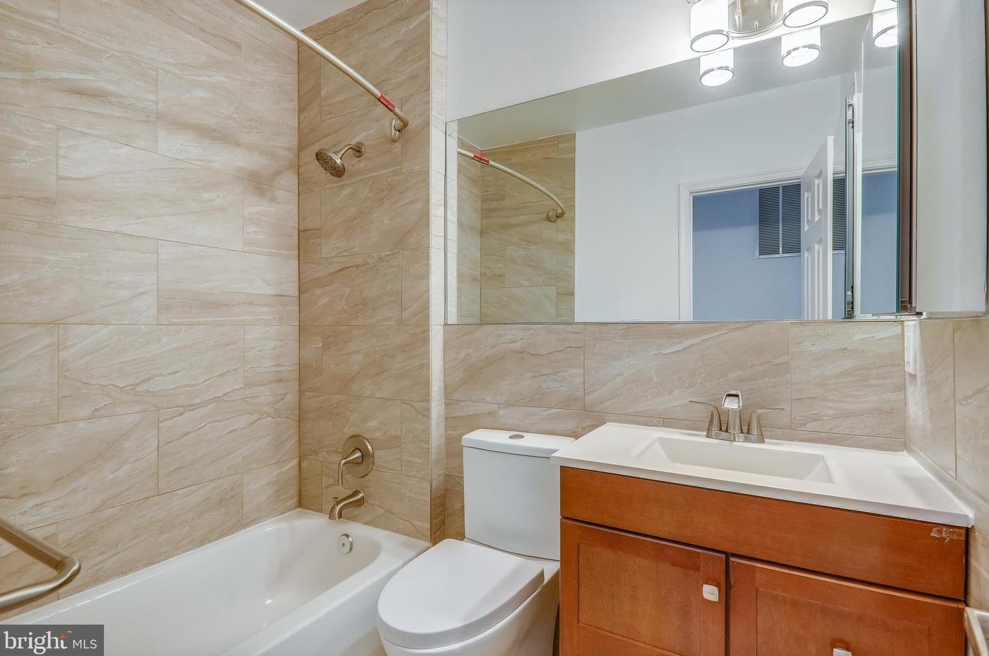 5125 Call Pl, Washington DC 20019-6320 exterior