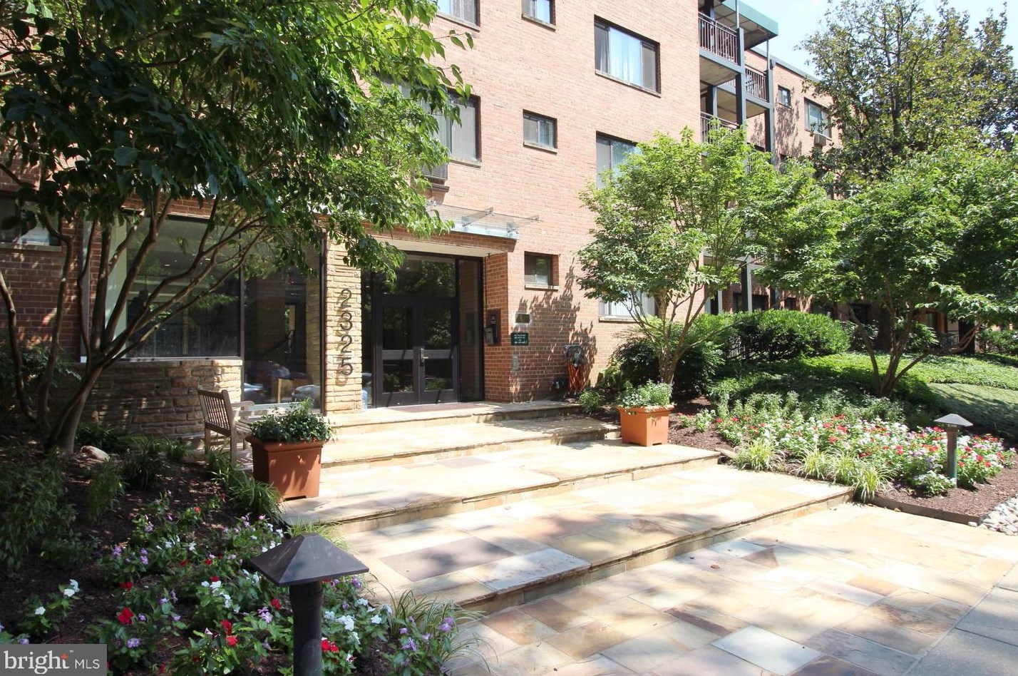 2325 42nd St Nw #312, Washington, DC 20007