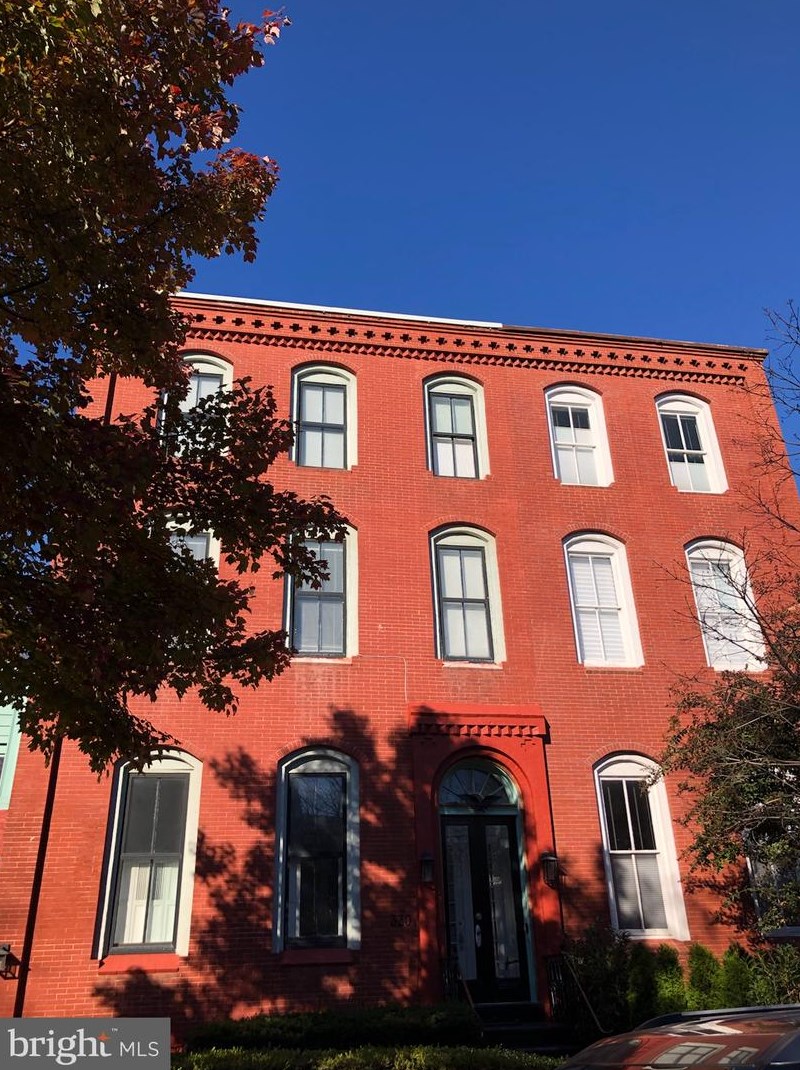 330 A St, Washington, DC 20003-3832