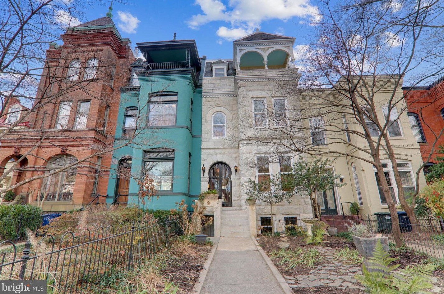 907 Capitol St, Washington, DC 20003-3903