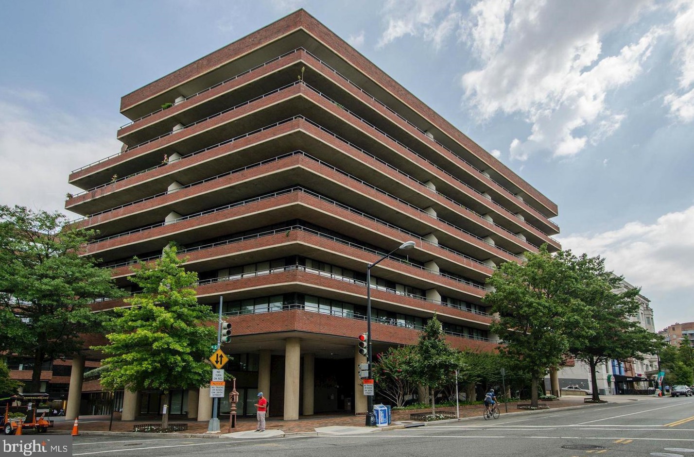 2555 Pennsylvania Ave Nw #818, Washington, DC 20037