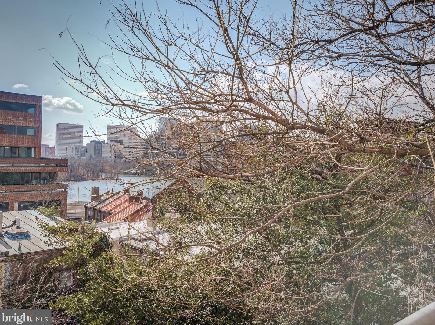 3210 Grace St Nw #309, Washington, DC 20007
