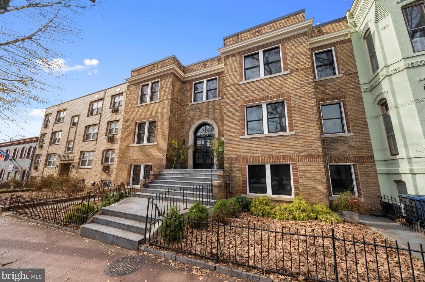 317 3rd St Se #35, Washington, DC 20003