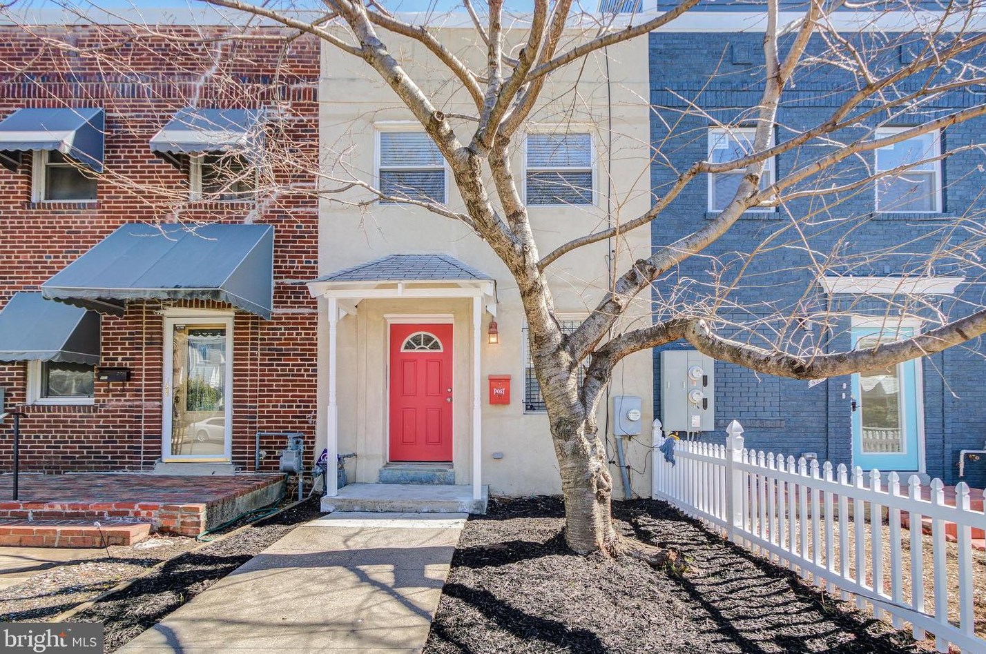 431 20th St, Washington, DC 20002-4703