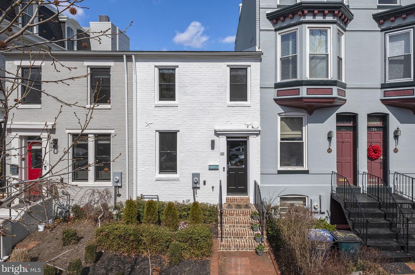 322 A St, Washington, DC 20003-3832