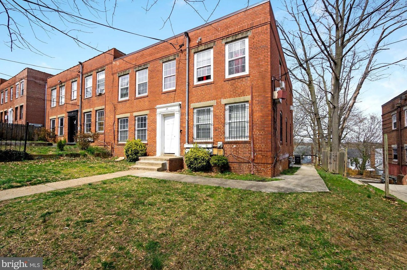 65 Forrester St, Washington, DC 20032-5841