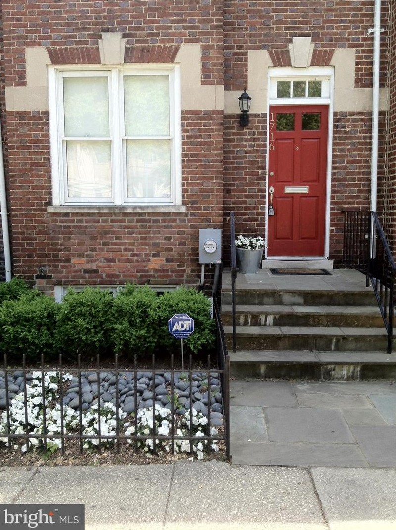 1716 V St Nw, Washington, DC 20020