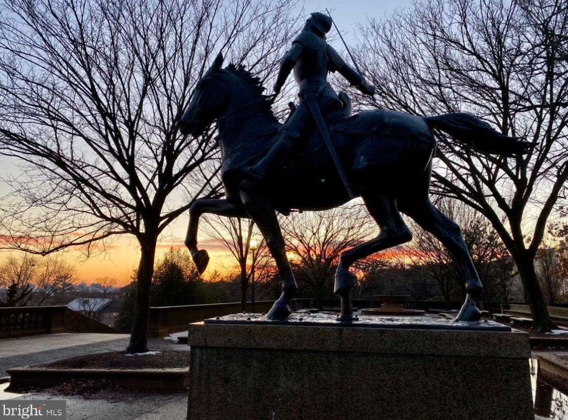 1412 Chapin St, Washington DC  20009-4511 exterior