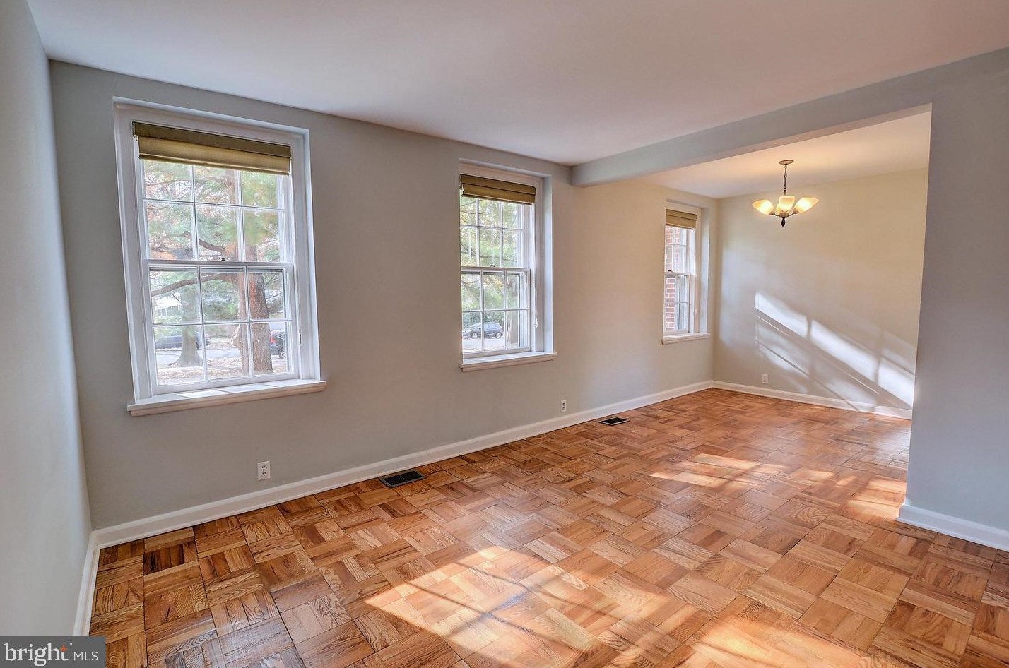3410 38th St Nw # 422, Washington, DC 20016