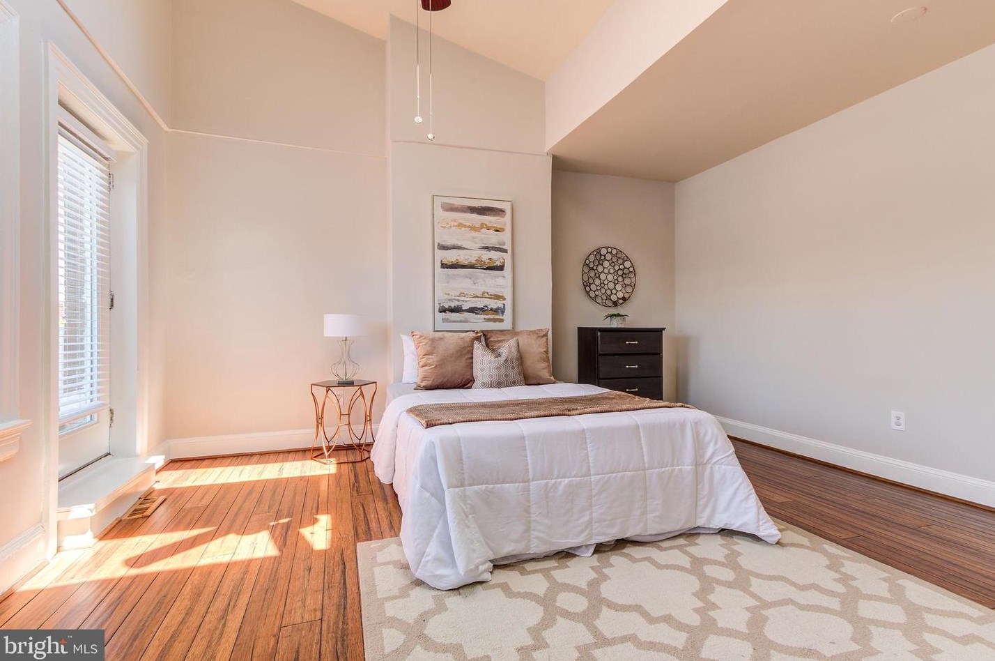 2617 13th St, Washington DC 20009-5359 exterior