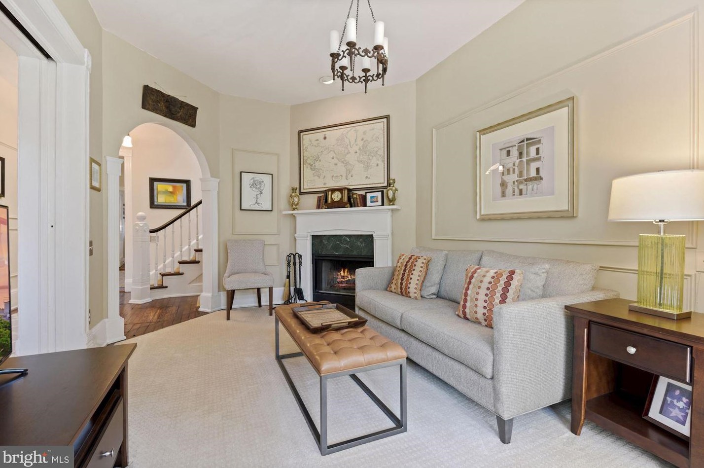 212 E St, Washington DC  20002-4923 exterior