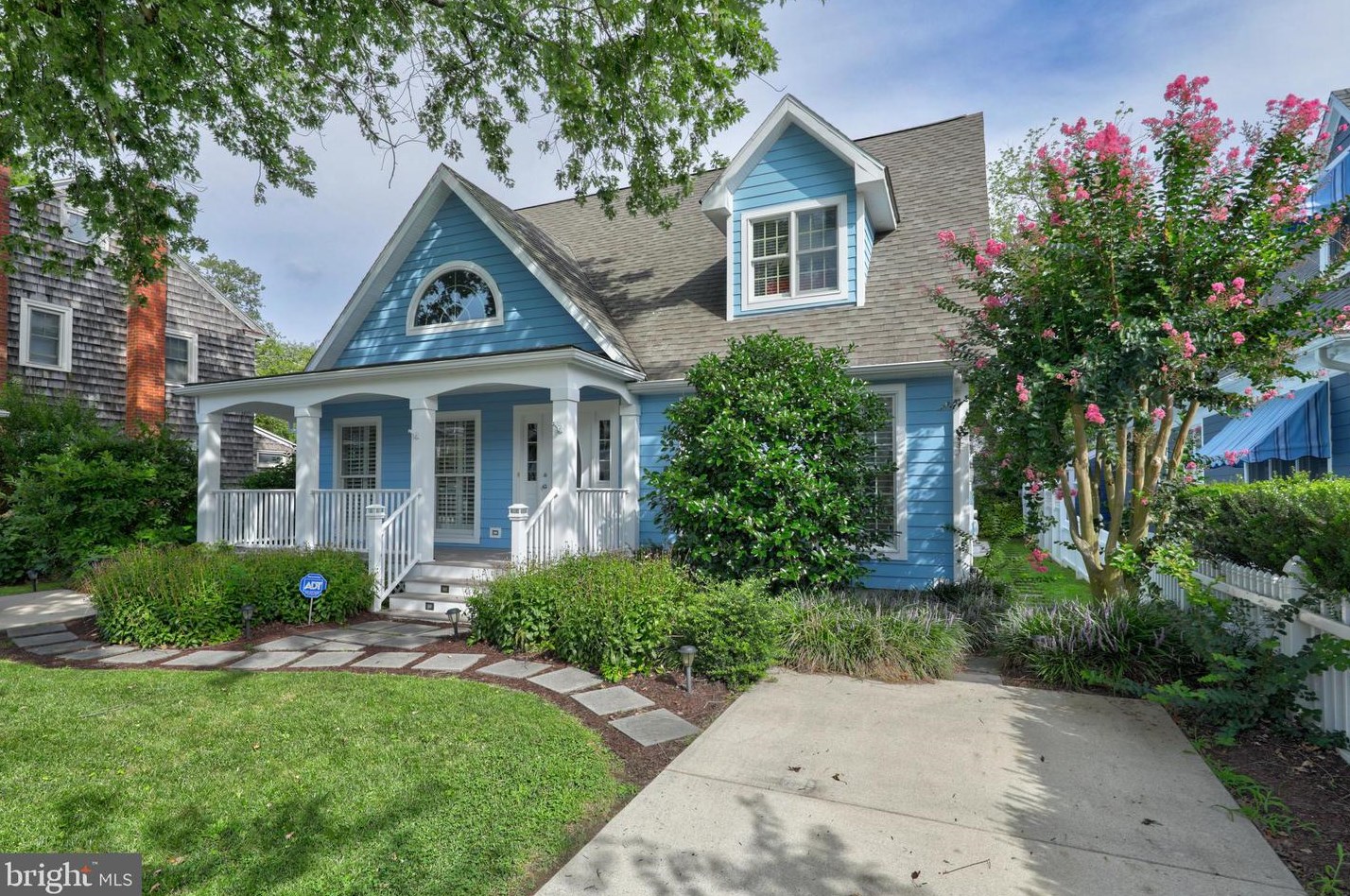 49 Delaware Ave, Rehoboth, DE 19971-2220