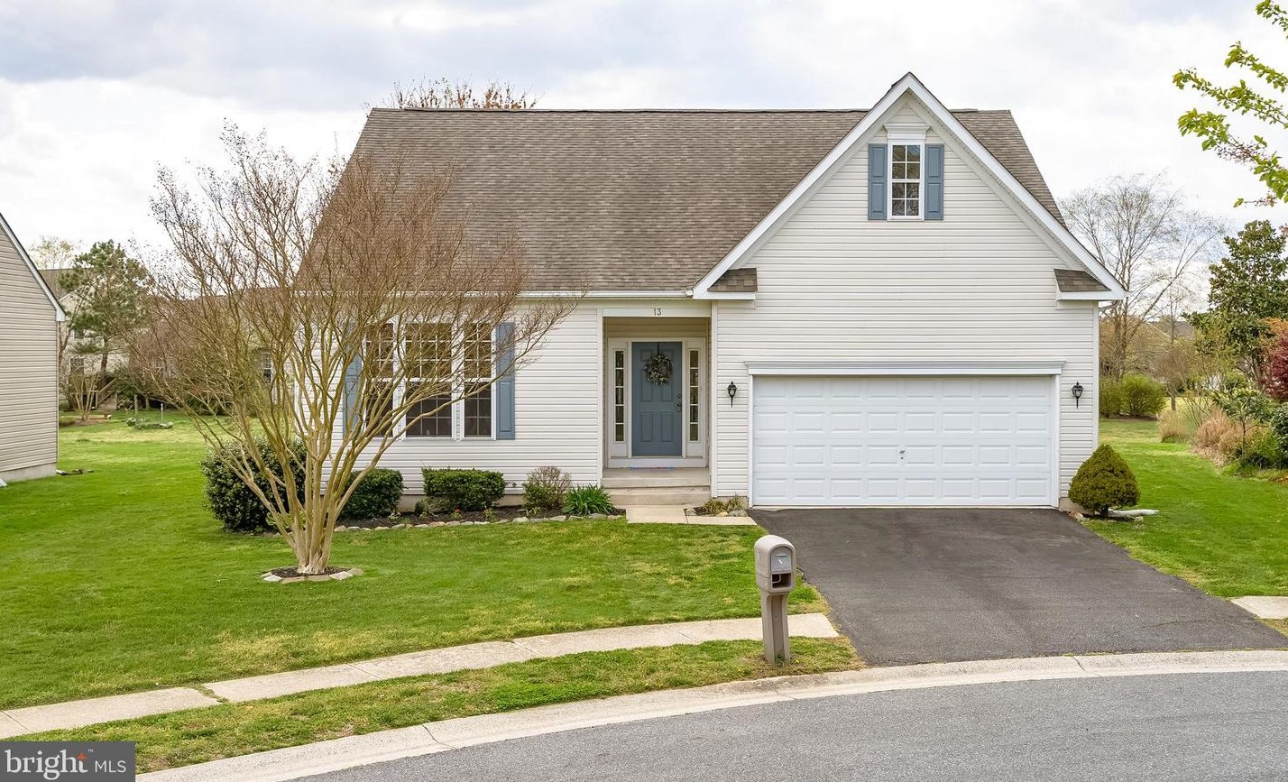 13 Wanoma Cir, Rehoboth, DE 19971-7705