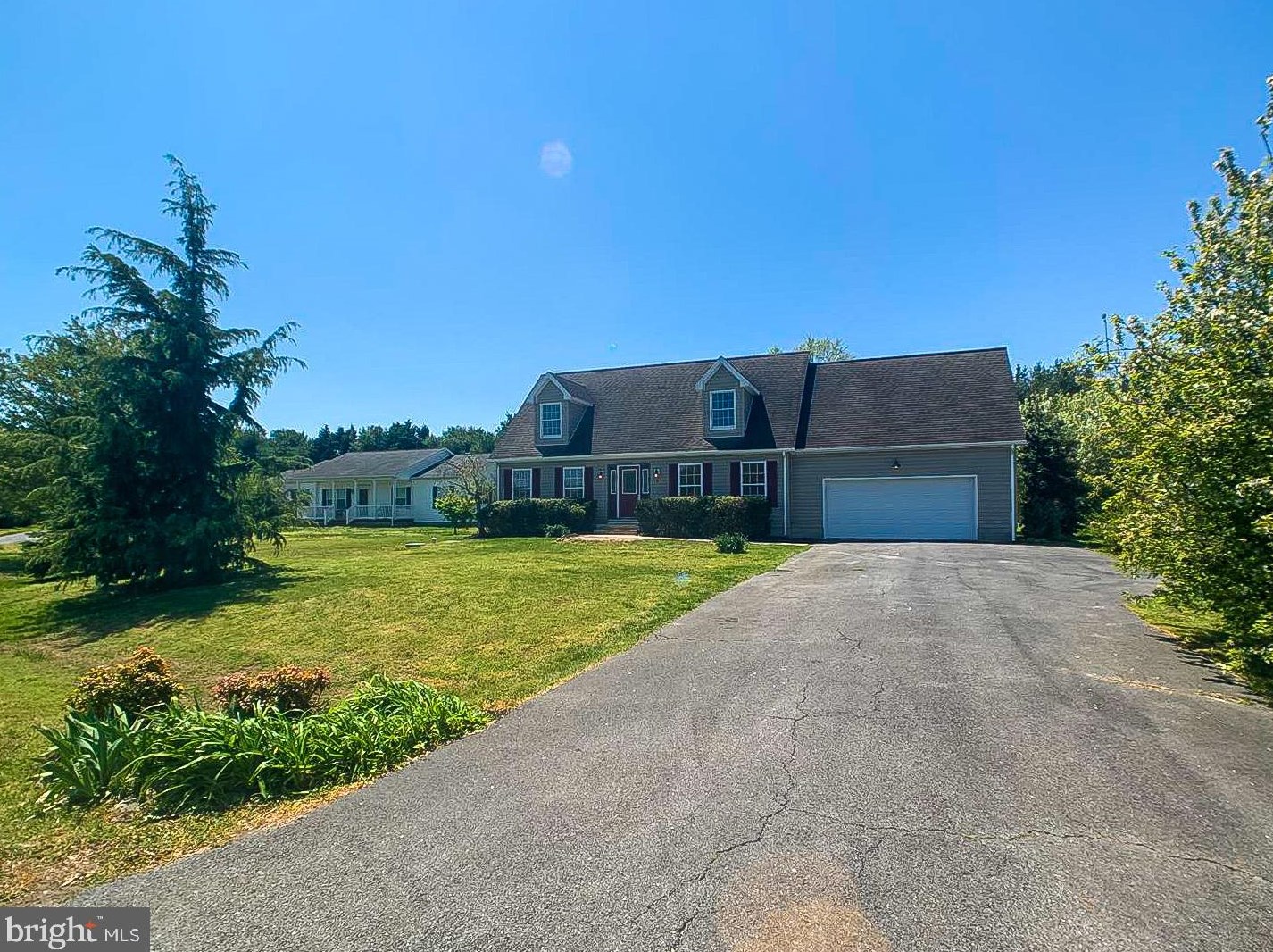 14 Circle Dr W, Milton, DE 19968